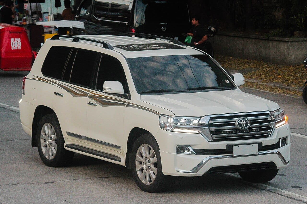 2021 Toyota Land Cruiser 200 GXR 4.5 V8 Diesel — front three-quarter view